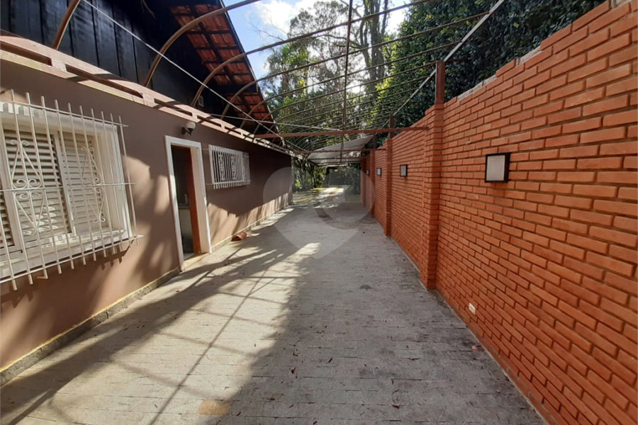 Casa Térrea à venda com 4 quartos, sendo 2 suítes, em Serra da Cantareira, Mairiporã, SP