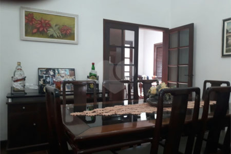 Casa à venda ou para alugar com 3 quartos, sendo 1 suíte, em Jardim Maria Trindade, São Roque, SP