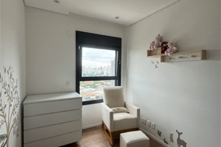 Apartamento à venda com 3 suítes em Jardim das Acácias, São Paulo, SP