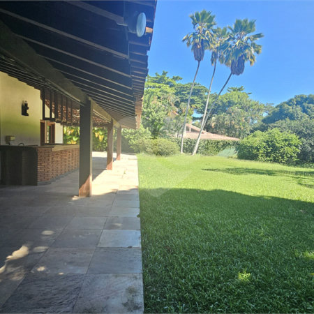 Casa em condomínio à venda com 5 quartos, sendo 3 suítes, em Barra da Tijuca, Rio de Janeiro, RJ