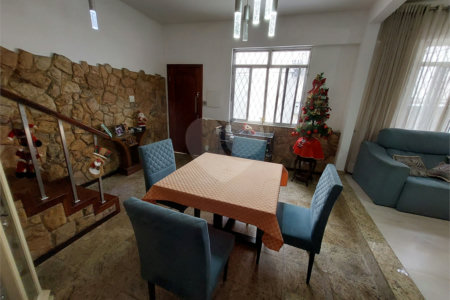 Casa de Vila à venda com 4 quartos no condomínio Casa de Vila., Rio de Janeiro - RJ