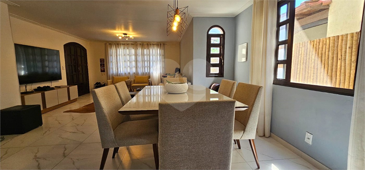 Casa em condomínio à venda com 3 quartos em Praia Rasa, Armação dos Búzios, RJ