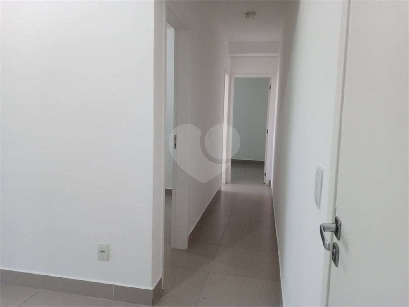 Apartamento para alugar com 2 quartos em Santa Claudina, Vinhedo, SP