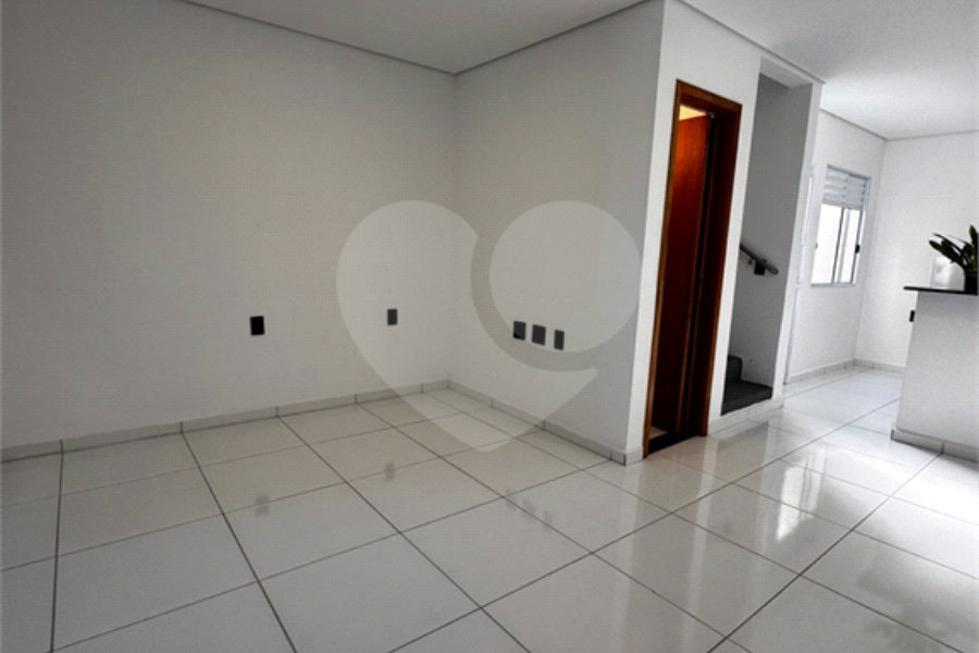 Casa à venda com 2 quartos, sendo 1 suíte, em Tucuruvi, São Paulo, SP