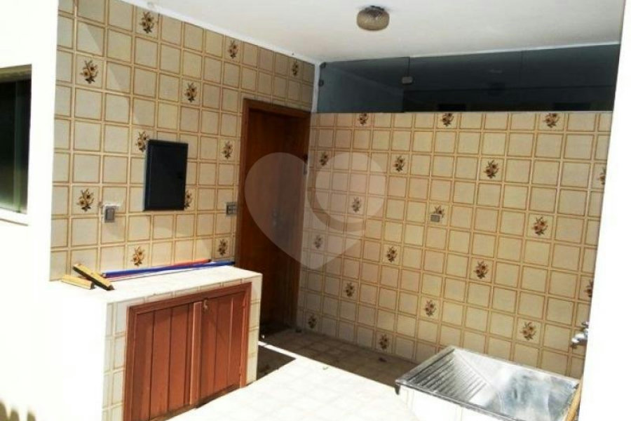 Sobrado à venda com 3 quartos, sendo 1 suíte, em Tremembé, São Paulo, SP