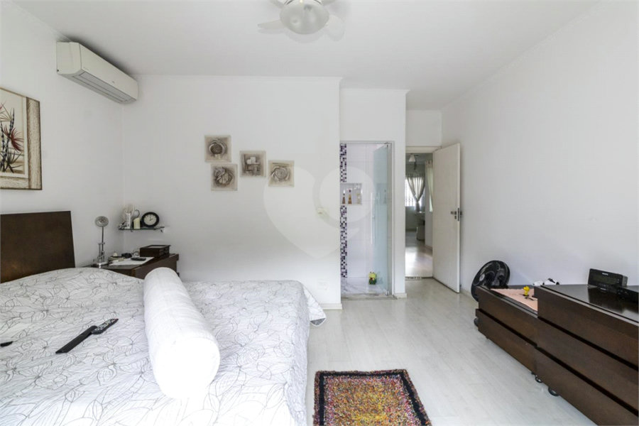 Sobrado à venda com 4 quartos, sendo 2 suítes, em Tucuruvi, São Paulo, SP
