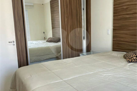 Casa à venda com 3 suítes no condomínio Tamboril, São Paulo - SP