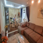 Sobrado à Venda na Aclimação - 150 m² - 2 Salas, 3 Dorms, 2 Vagas.