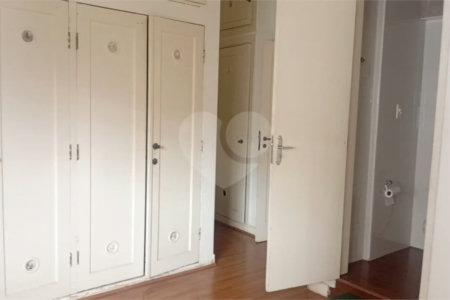 Apartamento à venda no Boqueirão, 3 quartos (2 suítes), garagem