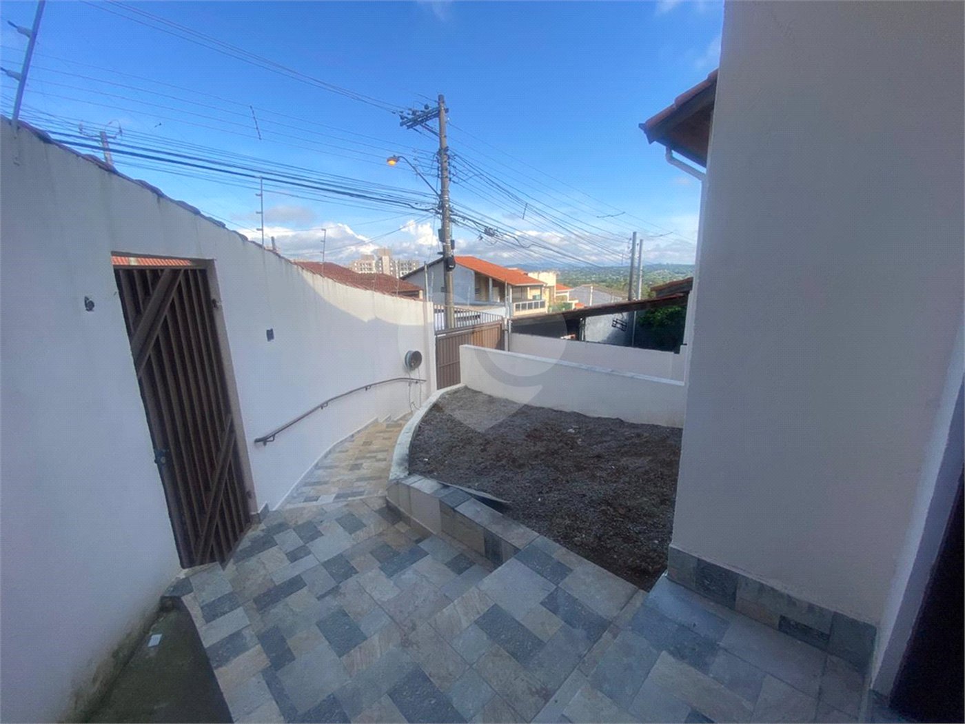 Casa à venda com 3 quartos, sendo 1 suíte,  em Vila Nova Cintra, Mogi das Cruzes, SP