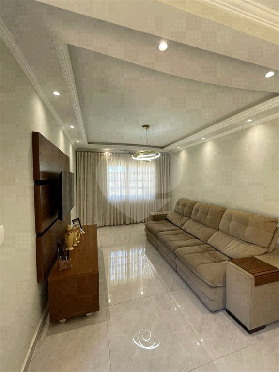 Casa à venda com 3 quartos, sendo 1 suíte, no condomínio Jardim Europa, Mogi das Cruzes - SP