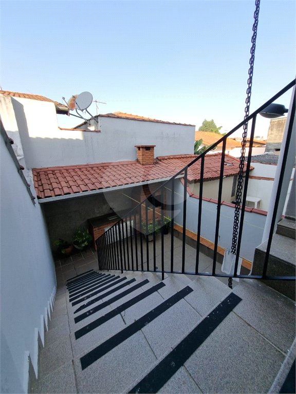 Sobrado à venda com 3 quartos em Bortolândia, São Paulo, SP