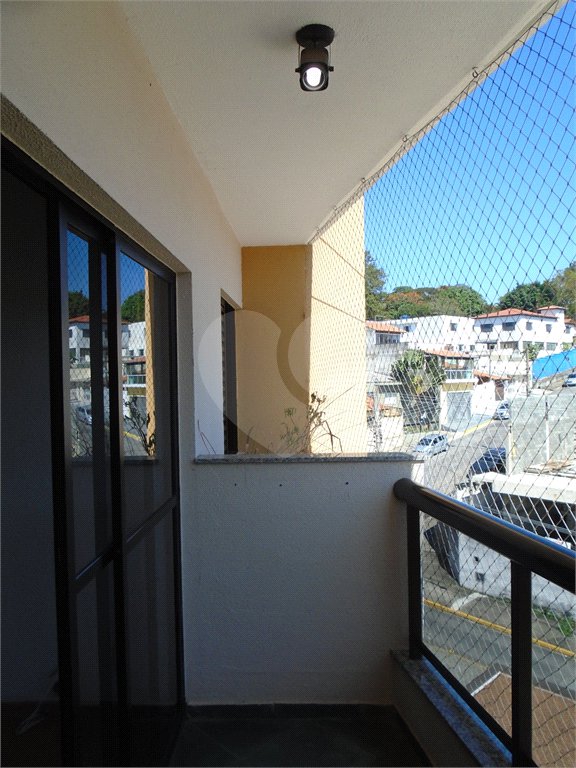 Apartamento à venda com 3 quartos, sendo 1 suíte, em Vila Oliveira, Mogi das Cruzes, SP