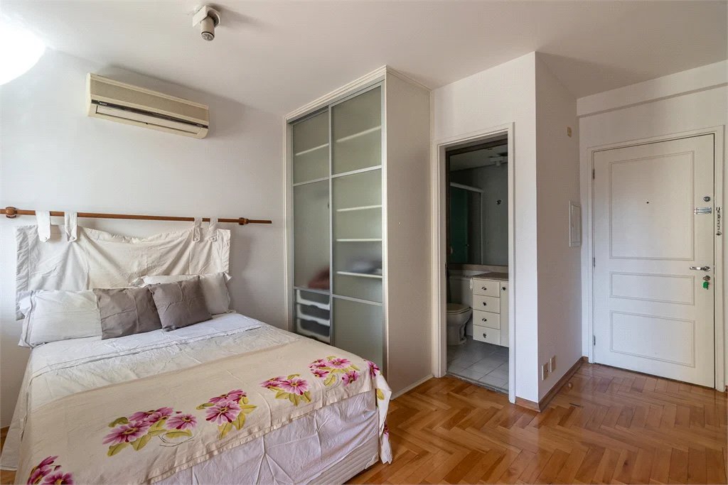 Apartamento à venda ou para alugar com 1 suíte em Pinheiros, São Paulo, SP
