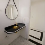 Casa à venda com 4 quartos, sendo 2 suítes, no condomínio Flamboyant, Atibaia - SP