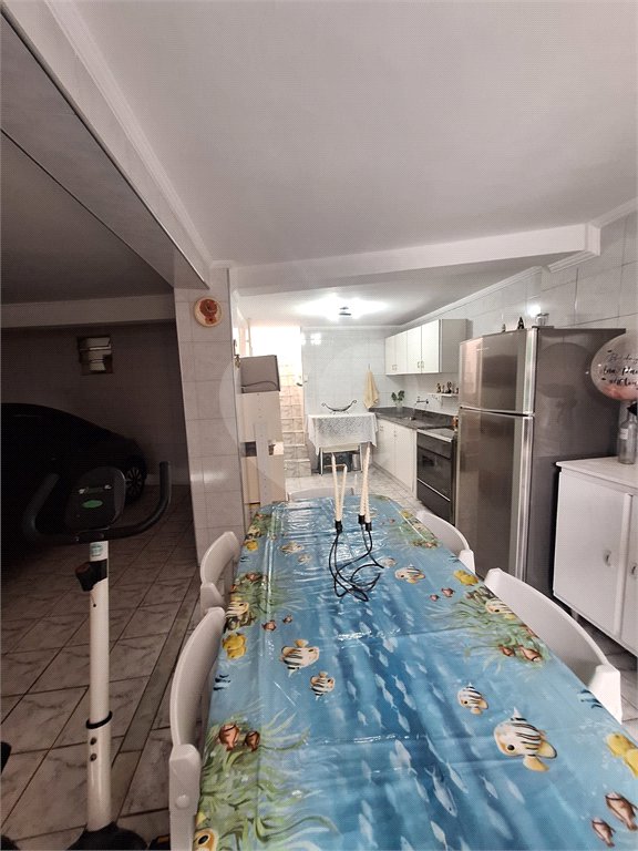 Sobrado à venda com 3 quartos, sendo 1 suíte, em Vila Santa Terezinha (zona Norte), São Paulo, SP