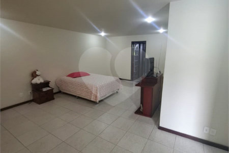 Casa à venda com 3 quartos, sendo 1 suíte, em Campo Grande, Rio de Janeiro, RJ