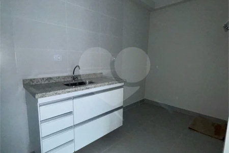 Casa à venda com 2 quartos, sendo 1 suíte, no condomínio Maracujas, São Paulo - SP