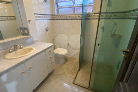 Sobrado à venda com 2 quartos, sendo 1 suíte, em Campo Belo, São Paulo, SP