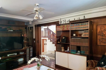 Sobrado à venda com 3 quartos, sendo 2 suítes,  em Brooklin Velho, São Paulo, SP