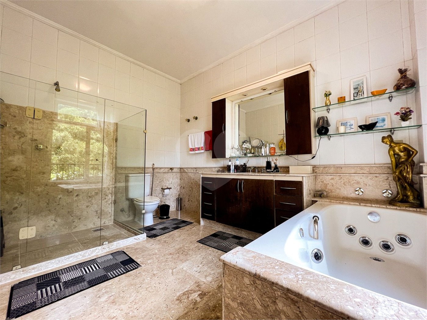 Casa à venda com 5 quartos, sendo 3 suítes,  em São Conrado, Rio de Janeiro, RJ