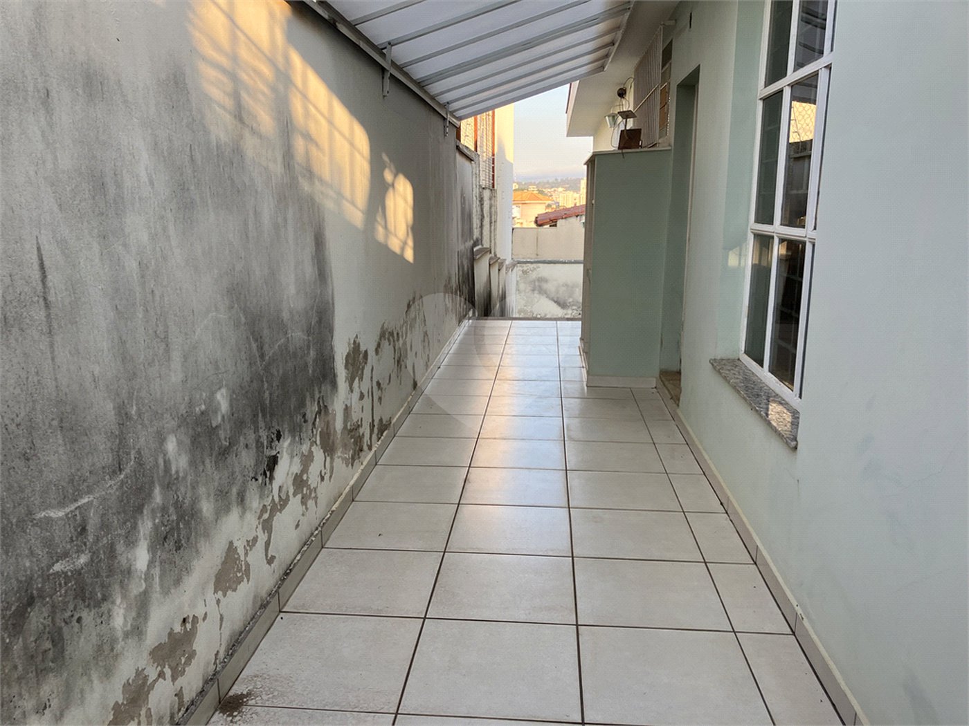 Casa Térrea à venda com 4 quartos, sendo 2 suítes, em Jardim Santa Rosália, Sorocaba, SP