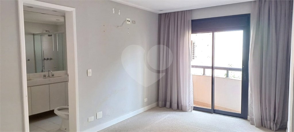 Apartamento à venda com 3 suítes em Jardim Fonte do Morumbi, São Paulo, SP