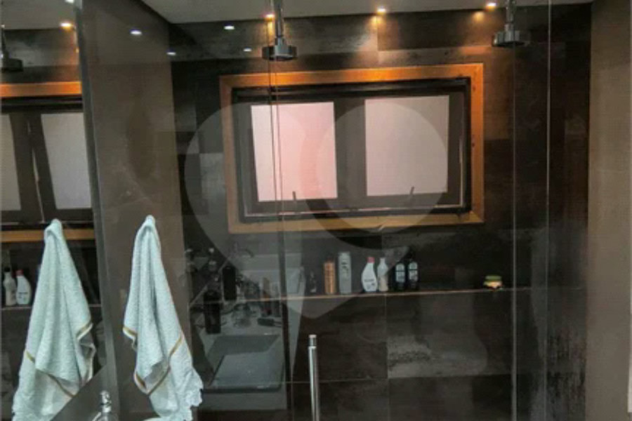 Casa à venda com 4 quartos, sendo 3 suítes, no condomínio Da Serra, São Paulo - SP