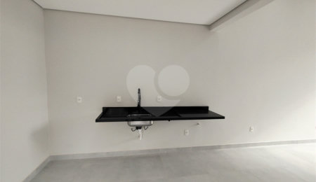 Casa à venda com 3 quartos, sendo 1 suíte,  no condomínio Lago dos Ipês, Itapetininga - SP