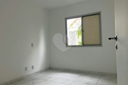 Apartamento à venda com 3 quartos, sendo 1 suíte,  em Santa Teresinha, São Paulo, SP