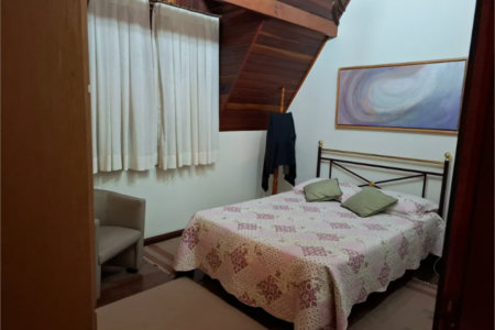Sobrado à venda com 4 quartos, sendo 2 suítes, em Jardim Leonor, São Paulo, SP