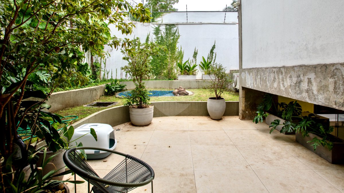 Casa à venda com 3 quartos, sendo 1 suíte, em Brooklin, São Paulo, SP