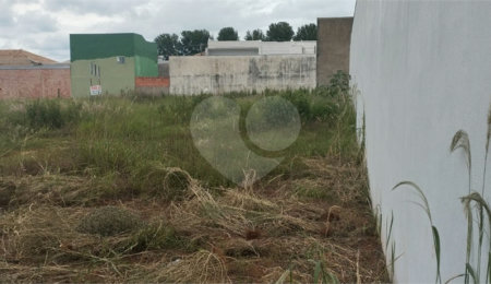 Terreno à venda em Vila dos Bandeirantes, Itapetininga, SP