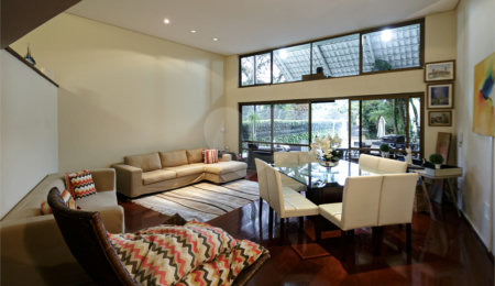 Casa à venda com 4 quartos, sendo 3 suítes,  em Alto da Boa Vista, São Paulo, SP