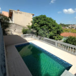 Casa à venda com 4 quartos, sendo 1 suíte, no condomínio Shangri-la, Atibaia - SP
