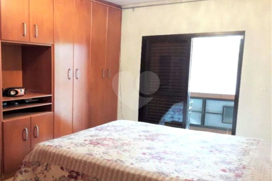 Sobrado à venda com 4 quartos, sendo 2 suítes,  em Jabaquara, São Paulo, SP