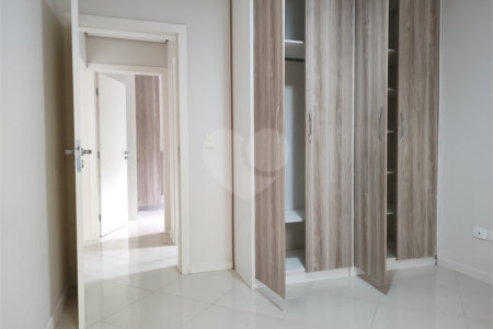 Apartamento para alugar com 2 quartos em Alvinópolis, Atibaia, SP