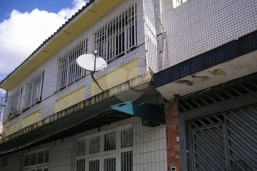 Sobrado à venda com 3 quartos em Carandiru, São Paulo, SP
