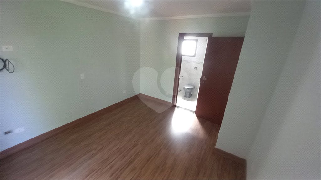 Sobrado à venda com 4 quartos, sendo 2 suítes, em Tremembé, São Paulo, SP
