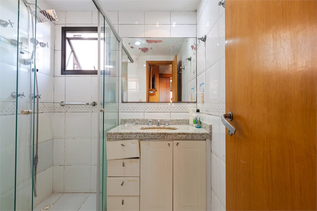 Apartamento à venda com 3 suítes em Alto da Lapa, São Paulo, SP