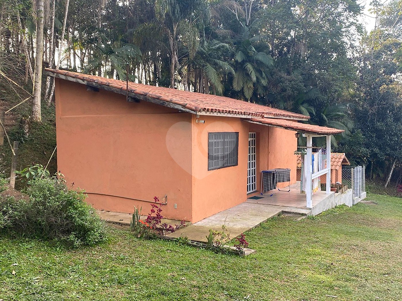 Sítio à venda com 3 quartos, sendo 1 suíte,  no Centro, Biritiba-mirim, SP
