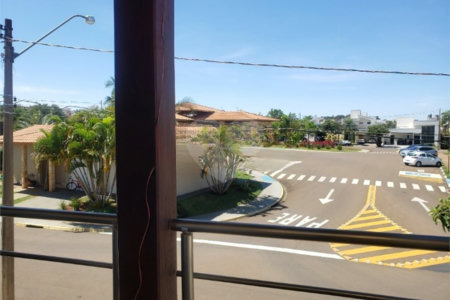 Sobrado para venda no condomínio de alto padrão Village Damha II