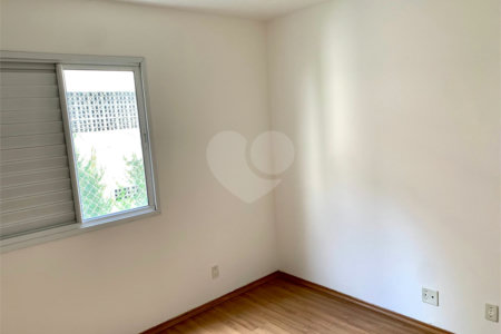 Apartamento à venda com 3 quartos, sendo 1 suíte, em Vila Andrade, São Paulo, SP