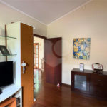 Casa à venda com 4 quartos, sendo 2 suítes,  no condomínio Vivendas do Lago, Sorocaba - SP