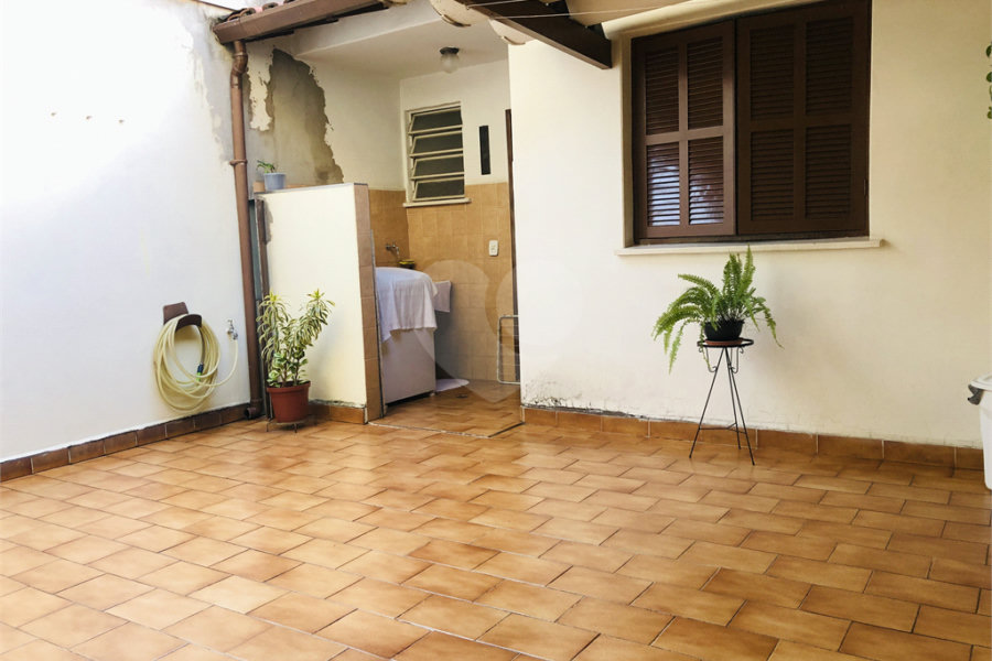 Sobrado à venda com 3 quartos em Tremembé, São Paulo, SP