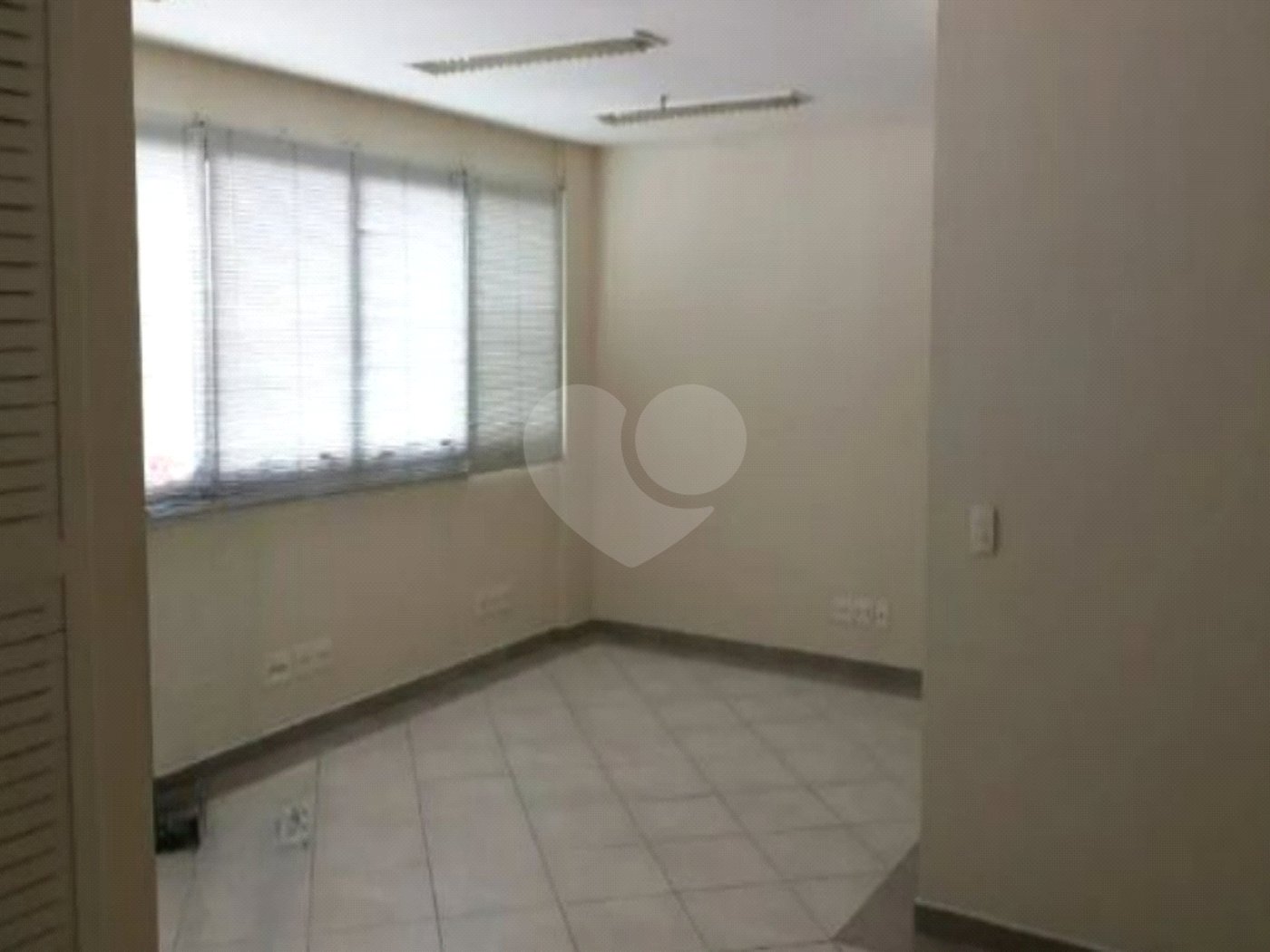 Sala à venda em Mirandópolis, São Paulo, SP