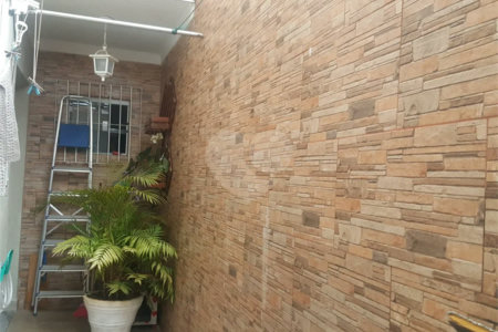 Sobrado à venda com 3 quartos, sendo 1 suíte,  em Parque Vitória, São Paulo, SP