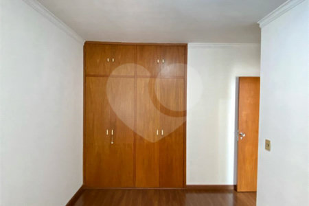 Apartamento à venda com 2 quartos, sendo 1 suíte, no Centro, Ribeirão Preto, SP