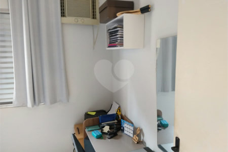 Casa à venda com 3 quartos, sendo 1 suíte, em Jardim Peri, São Paulo, SP