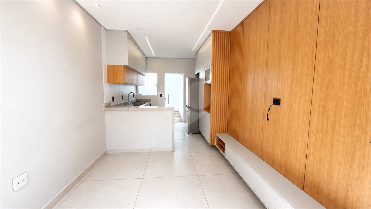 Casa à venda com 2 quartos no condomínio Residencial Esperanza, Sorocaba - SP
